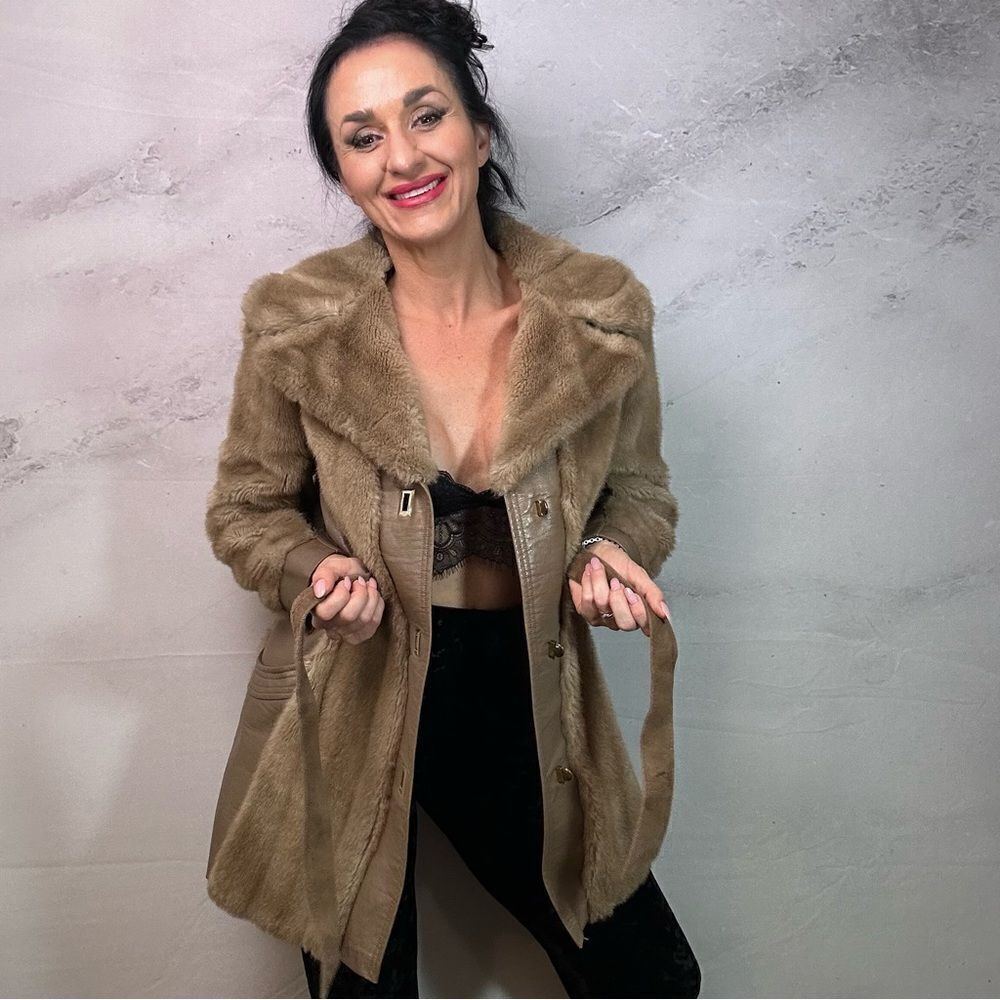 Diamonte by Dubrowsky And Joseph faux leather fur jacket coat lined